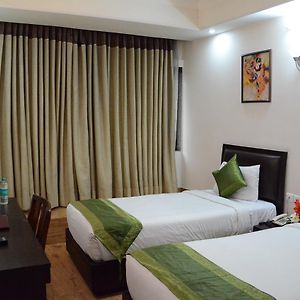 Executive Triple Room